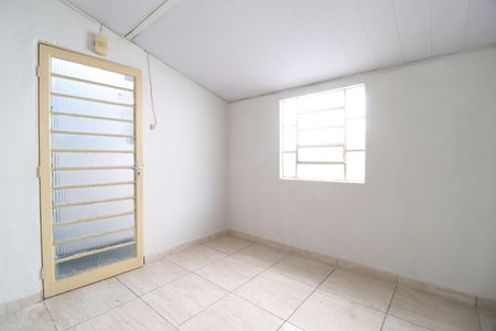 Sala 1 de casa para alugar com 1 quarto, 60m² em Osvaldo Rezende, Uberlândia