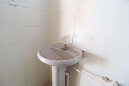 Casa para alugar com 60m², 1 quarto e sem vagaBanheiro