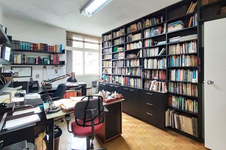 Apartamento à venda com 182m², 4 quartos e 1 vaga Apartamento à venda com 182m², 4 quartos e 1 vagaQuarto 2