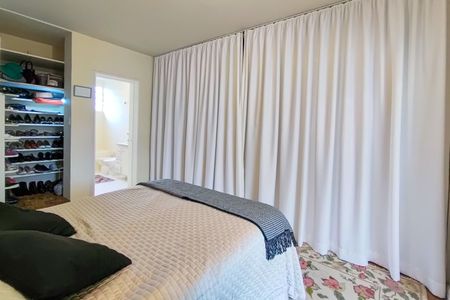 Apartamento à venda com 182m², 4 quartos e 1 vaga Apartamento à venda com 182m², 4 quartos e 1 vagaSuíte