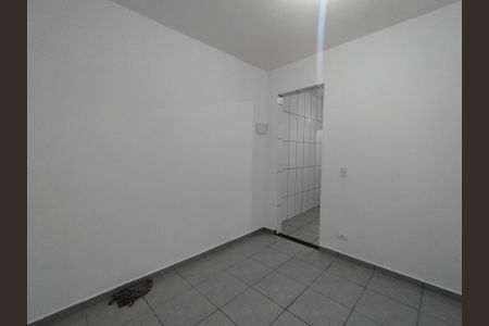 Quarto de casa para alugar com 1 quarto, 28m² em Cambuci, São Paulo