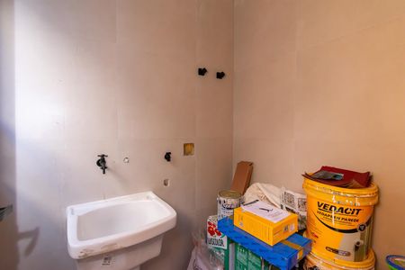 Casa à venda com 160m², 3 quartos e 2 vagas Casa à venda com 160m², 3 quartos e 2 vagasÁrea de Serviço