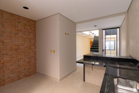 Casa à venda com 160m², 3 quartos e 2 vagas Casa à venda com 160m², 3 quartos e 2 vagasCozinha