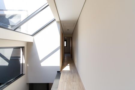 Casa à venda com 160m², 3 quartos e 2 vagas Casa à venda com 160m², 3 quartos e 2 vagasHall