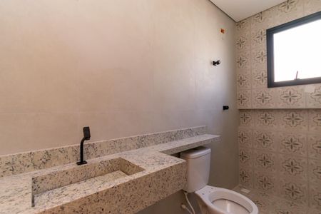 Casa à venda com 160m², 3 quartos e 2 vagas Casa à venda com 160m², 3 quartos e 2 vagasBanheiro da Suíte 3