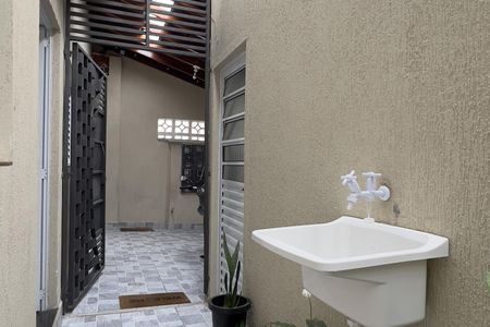 Área de Serviço de kitnet/studio para alugar com 1 quarto, 15m² em Vila Galvão, Guarulhos