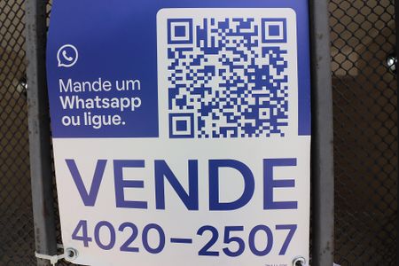 Casa à venda com 252m², 3 quartos e 2 vagasPlaca