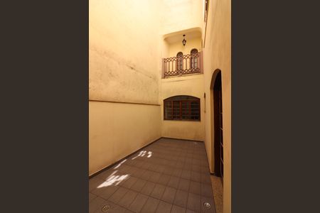 Casa à venda com 252m², 3 quartos e 2 vagasQuintal 