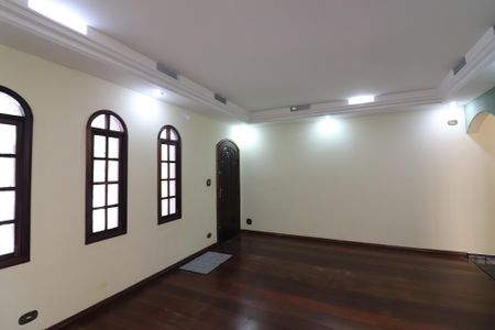 Casa à venda com 252m², 3 quartos e 2 vagasSala