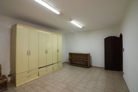 Casa à venda com 252m², 3 quartos e 2 vagasQuarto de Serviço