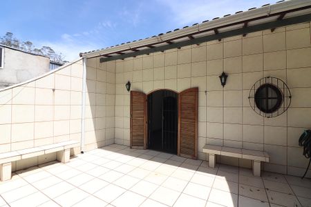 Casa à venda com 252m², 3 quartos e 2 vagasVaranda da Suíte