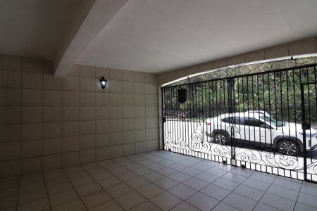 Casa à venda com 252m², 3 quartos e 2 vagasGaragem