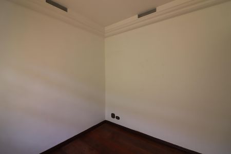 Casa à venda com 252m², 3 quartos e 2 vagasQuarto 2