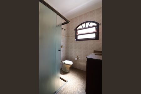 Casa à venda com 252m², 3 quartos e 2 vagasBanheiro Social