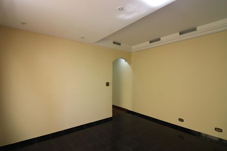 Casa à venda com 252m², 3 quartos e 2 vagasCopa