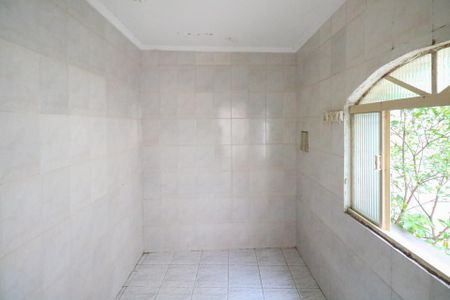 Casa à venda com 333m², 4 quartos e 4 vagas Casa à venda com 333m², 4 quartos e 4 vagasQuarto de Serviço