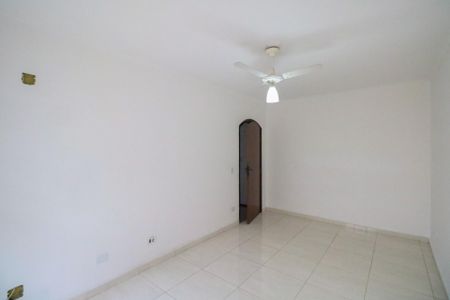 Casa à venda com 333m², 4 quartos e 4 vagas Casa à venda com 333m², 4 quartos e 4 vagasQuarto 3