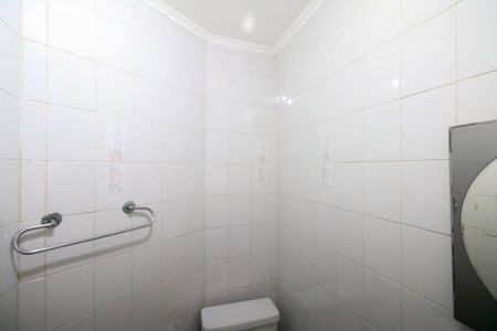 Casa à venda com 333m², 4 quartos e 4 vagas Casa à venda com 333m², 4 quartos e 4 vagasLavabo