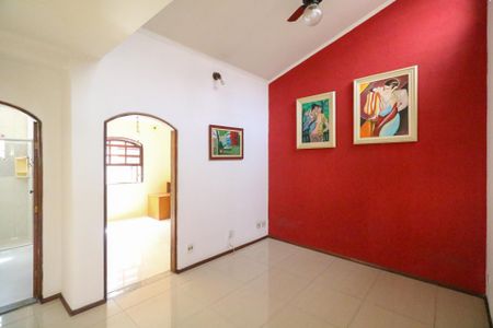 Casa à venda com 333m², 4 quartos e 4 vagas Casa à venda com 333m², 4 quartos e 4 vagasPiso Superior