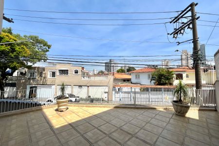 Casa à venda com 186m², 3 quartos e 2 vagas Casa à venda com 186m², 3 quartos e 2 vagasVaranda