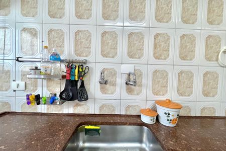 Casa à venda com 186m², 3 quartos e 2 vagas Casa à venda com 186m², 3 quartos e 2 vagasCozinha