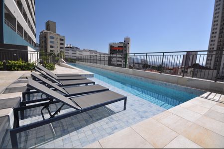 Studio à venda com 26m², 1 quarto e sem vagaÁrea comum - Piscina