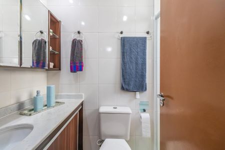 Apartamento à venda com 61m², 2 quartos e 1 vaga Apartamento à venda com 61m², 2 quartos e 1 vagaBanheiro da Suíte