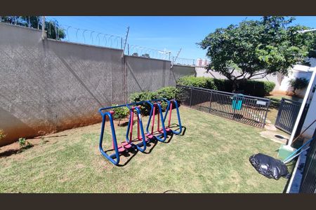 Apartamento à venda com 66m², 3 quartos e 1 vaga Apartamento à venda com 66m², 3 quartos e 1 vagaÁrea comum - Academia ao ar livre