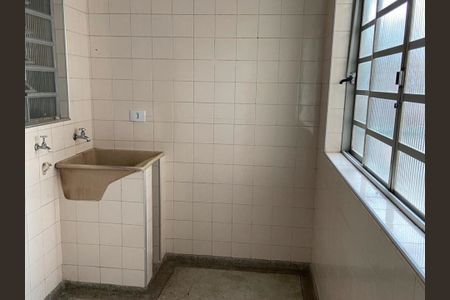 Área de Serviço de apartamento para alugar com 2 quartos, 70m² em Centro, Taubaté
