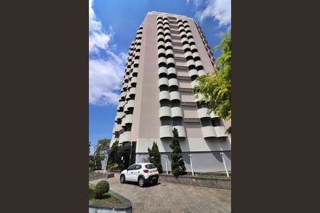 Apartamento à venda com 37m², 1 quarto e 1 vagaFachada