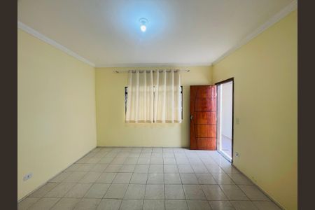 Sala de casa para alugar com 2 quartos, 220m² em Jardim Presidente Dutra, Guarulhos