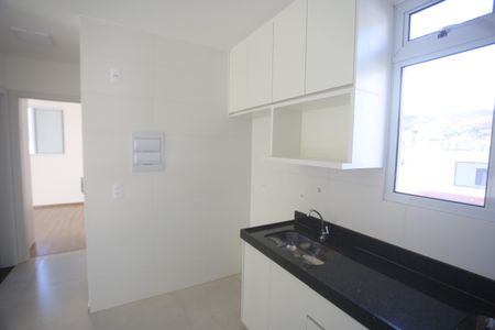 Apartamento para alugar com 57m², 2 quartos e 2 vagasCozinha