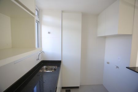 Apartamento para alugar com 57m², 2 quartos e 2 vagasCozinha