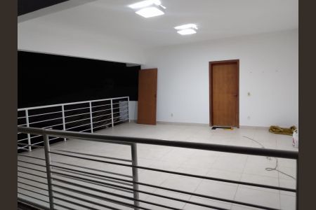 Casa de condomínio à venda com 350m², 5 quartos e 2 vagasVaranda