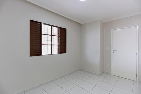 Quarto 2 de casa para alugar com 3 quartos, 250m² em Lauzane Paulista, São Paulo