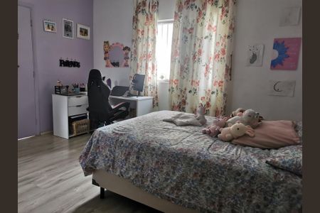 Casa à venda com 164m², 2 quartos e 4 vagas Casa à venda com 164m², 2 quartos e 4 vagasQuarto