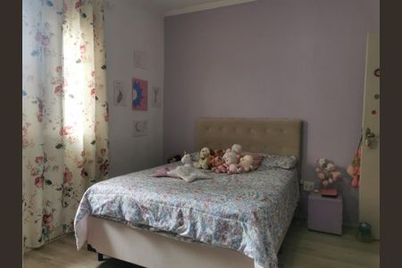 Casa à venda com 164m², 2 quartos e 4 vagas Casa à venda com 164m², 2 quartos e 4 vagasQuarto