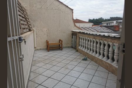 Casa à venda com 164m², 2 quartos e 4 vagas Casa à venda com 164m², 2 quartos e 4 vagasVaranda