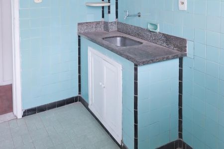Cozinha de kitnet/studio para alugar com 1 quarto, 77m² em Santa Teresa, Rio de Janeiro