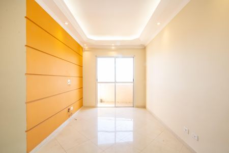 Sala de apartamento à venda com 3 quartos, 75m² em Quitaúna, Osasco
