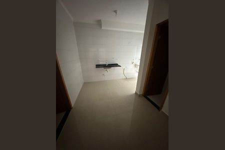 Cozinha de apartamento para alugar com 2 quartos, 60m² em Vila Carrão, São Paulo