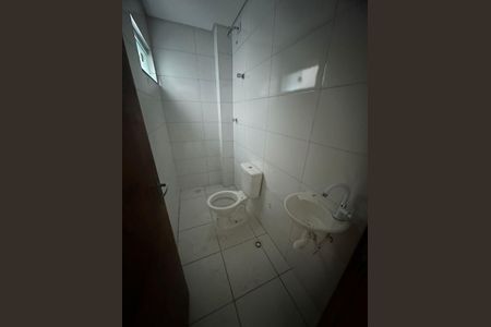 Banheiro de apartamento para alugar com 2 quartos, 60m² em Vila Carrão, São Paulo