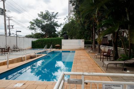 Apartamento à venda com 62m², 3 quartos e 1 vagaÁrea comum - Piscina
