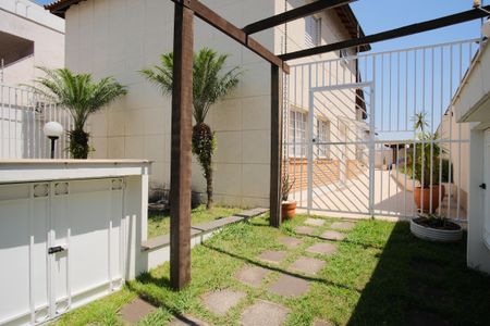 Casa de condomínio à venda com 100m², 3 quartos e 3 vagasÁrea comum