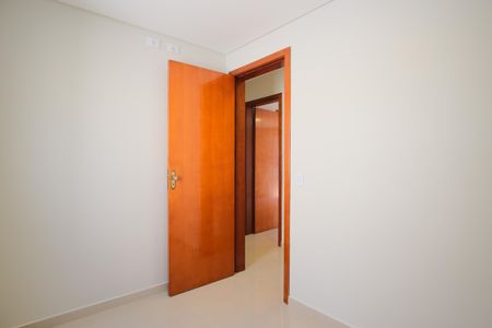 Casa de condomínio à venda com 100m², 3 quartos e 3 vagasQuarto 2