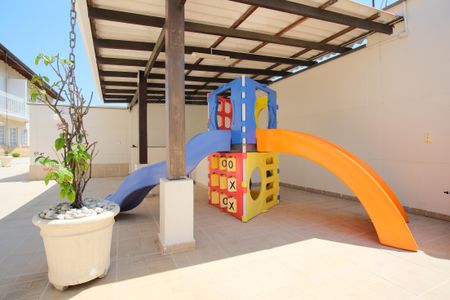 Casa de condomínio à venda com 100m², 3 quartos e 3 vagasÁrea comum