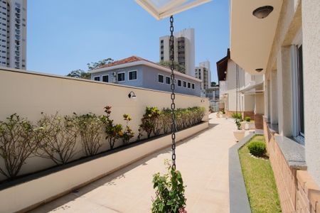 Casa de condomínio à venda com 100m², 3 quartos e 3 vagasÁrea comum