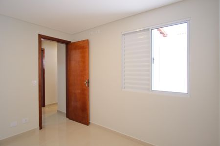 Casa de condomínio à venda com 100m², 3 quartos e 3 vagasQuarto 1