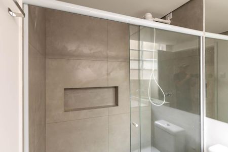 Apartamento para alugar com 87m², 2 quartos e sem vaga Apartamento para alugar com 87m², 2 quartos e sem vagaBanheiro da Suíte