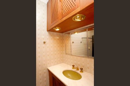 Apartamento à venda com 248m², 3 quartos e 2 vagasBanheiro da Suíte